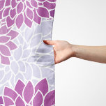 Dahlia Flowers, Flowers Pattern, Paarse Dahlia Sjaal<br><div class="desc">Elegant,  stijlvol en verfijnd patroon met paarse Dahlia bloemen. Moderne en trendy cadeau,  perfect voor de grillen in je leven.</div>