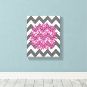 Dahlia op Chevrons in roze en grijs canvas (Insitu (Houten vloer))