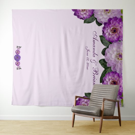 Dahlia Paars Lavendel Bloemen Bruiloft Achterwand Wandkleed (In Situ (horizontaal))