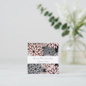 Dahlia Roze Grijs Zwart Make-up Artiest Square Bus Vierkante Visitekaartje (Staand voorkant)
