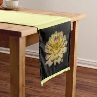 Dahlia Table Runner Korte Tafelloper