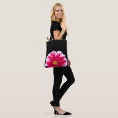 Dahlia Tote Bag (Op model)