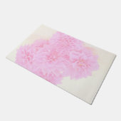 Dahlias in zacht roze deurmat (Schuin)