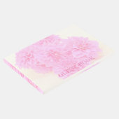 Dahlias in zacht roze gastenboek (Hoek)