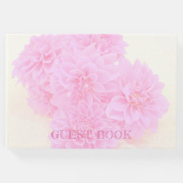 Dahlias in zacht roze gastenboek