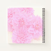 Dahlias in zacht roze notitieboek (Achterkant)