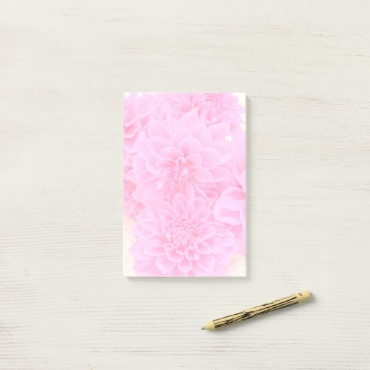 Dahlias in zacht roze post-it® notes (Op bureau)