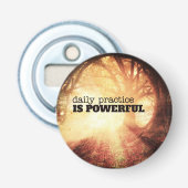 Daily Practice Button Flesopener (Voorkant)