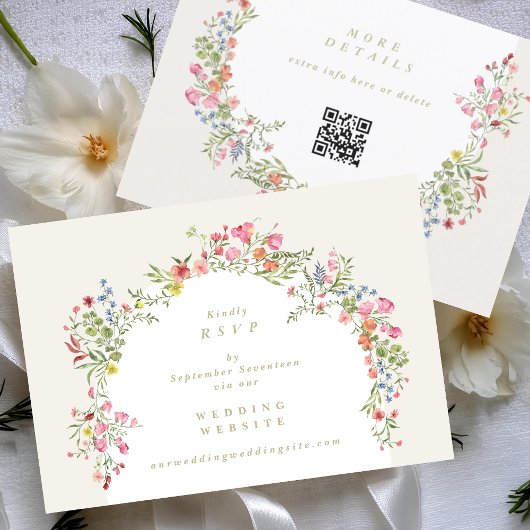 Dainty Floral Arch website QR CODE bruiloft RSVP Kaart