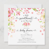Dainty Pink Floral Sweeite Baby shower Invitati Kaart (Voorkant)
