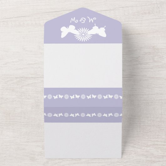 Daisies en Butterflies in Lavender All In One Uitnodiging (Buitenkant)