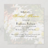 Daisies en Flowing Yellow Script Vrijgezellenfeest Kaart (Voorkant / Achterkant)