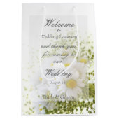 Daisies in Love-Editable Wedding Bouquet Medium Cadeauzakje (Voorkant)