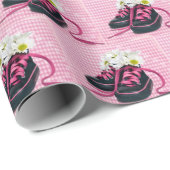 Daisies in Sneakers op Gingham Cadeaupapier (Rol Hoek)