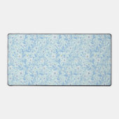Daisies in white and blue on sea glass bureaumat (Voorkant)