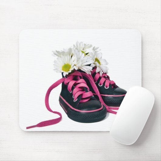 Daisies in zwarte Sneakers Muismat (Met muis)