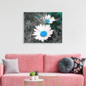 Daisies (met blauw) Gewikkeld Canvas Afdruk (Insitu (Woonkamer))