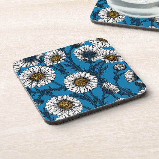 Daisies op blauw bier onderzetter (Linkerzijde)