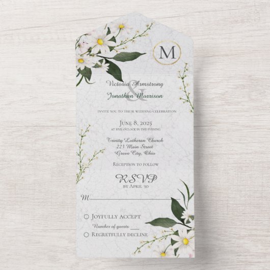 Daisies op gebarsten witte verf monogram all in one uitnodiging (Binnen)