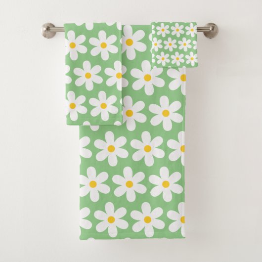 Daisies Retro Floral Pattern White Green Bad Handdoek (Insitu)