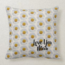 Daisies, Sierkussen van "Love You mama"