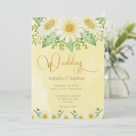 Daisies White Yellow Floral Script Wedding Kaart (Staand voorkant)