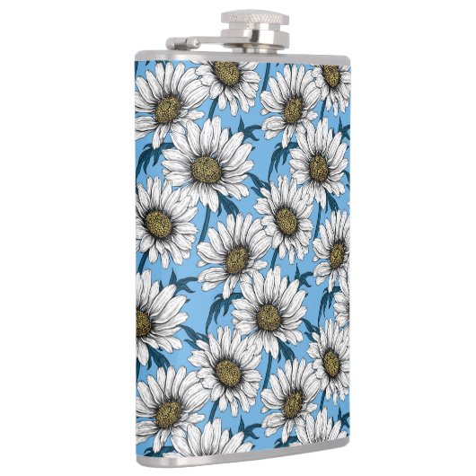 Daisies, wilde bloemen op blauw heupfles (Rechts)
