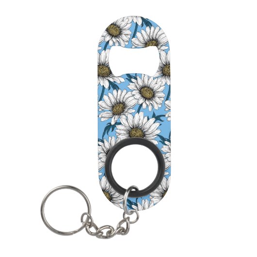 Daisies, wilde bloemen op blauw mini flessenopener (Voorkant)
