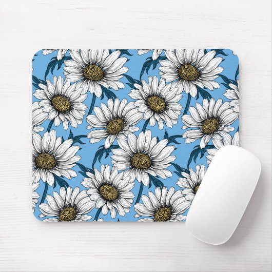 Daisies, wilde bloemen op blauw muismat (Met muis)