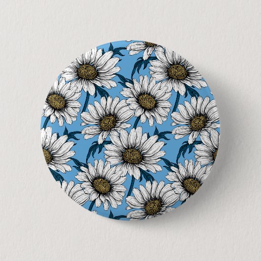Daisies, wilde bloemen op blauw ronde button 5,7 cm (Voorkant)
