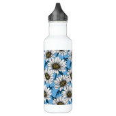 Daisies, wilde bloemen op blauw waterfles  (Links)
