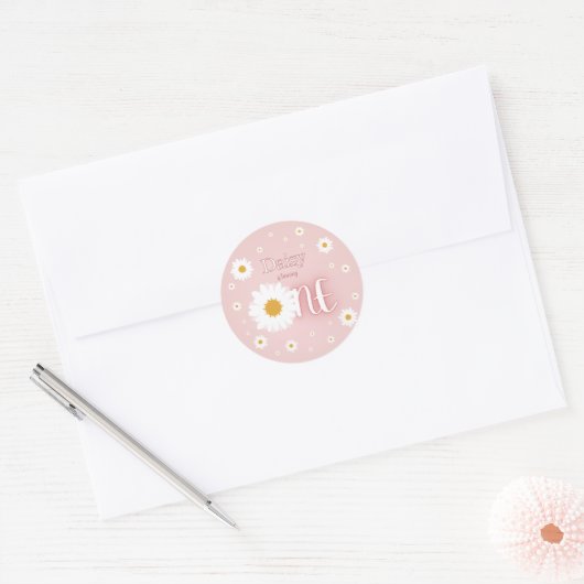Daisy 1e verjaardag ronde sticker (Envelop)