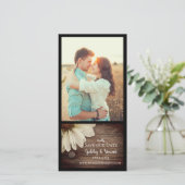 Daisy and Barn Wood Country Weddenschap Save the D Save The Date (Staand voorkant)
