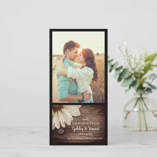 Daisy and Barn Wood Country Weddenschap Save the D Save The Date (Staand voorkant)