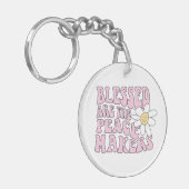 Daisy and Peace Makers Slogan Sleutelhanger (Voorkant Links)