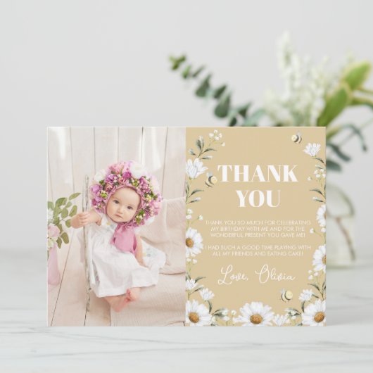  Daisy Bee Verjaardagsfeestje Dank je kaart (Staand voorkant)