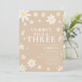 Daisy Beige Kids Verjaardag Kaart (Staand voorkant)