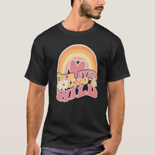 Daisy Birthday Four Ever Young en Wild Boho 4th B T-shirt