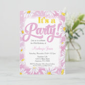 Daisy Birthday Invitation Pink Yellow Floral Kaart (Staand voorkant)