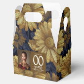 Daisy Bloem 70e Verjaardag Custom Bedankdoosjes (Geopend)