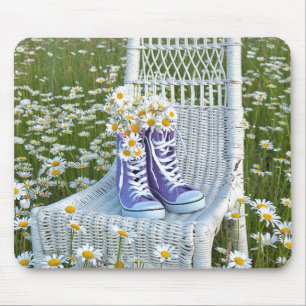 Daisy Bouquet in het Paarse Sneakers Muismat