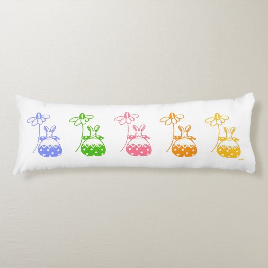 Daisy Bunny body pillow Lichaamskussen (Voorkant)
