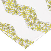 Daisy Chain Wiggly Flower Stripes geel Korte Tafelloper (Hoek)