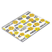 Daisy doodles in geel en zwart notitieboek (Linkerzijde)