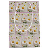 Daisy en Cosmos Bloemen op noodlijdend papier Medium Cadeauzakje (Voorkant)