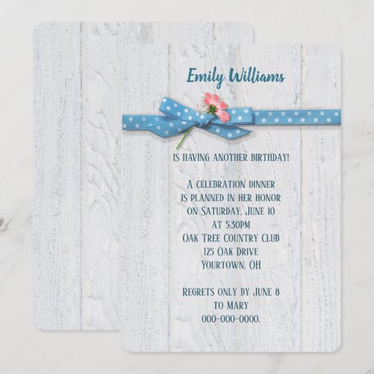 daisy en polka dot lint op houtverjaardag uitnodig kaart (Voorkant / Achterkant)
