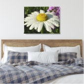 Daisy en Zomer Lila Wildflower Canvas Afdruk (Insitu (Slaapkamer))