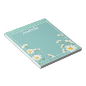 Daisy flower lijst op lichtgroene achtergrond notitieblok (Schuin)