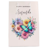 Daisy Flowers with a Beautiful Butterfly Birthday Medium Cadeauzakje (Voorkant)