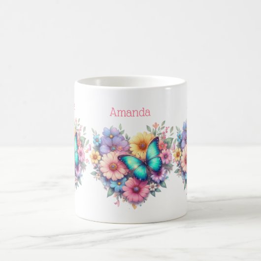 Daisy Flowers with a Beautiful Butterfly Koffiemok (Center)